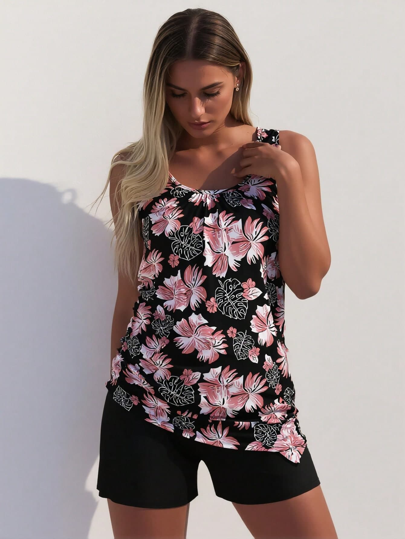 2026 New Fashion Swimsuit Women's Black Tropical Floral Print Loose Tankini + Black Boyshort Set For Beach Vacation, Modest & Slim Fit 4