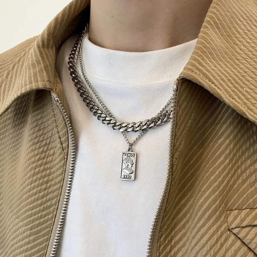 1pcs Double Layer Cuban Chain Vintage Portrait Square Tag Necklace, Minimalist Ins Hip Hop Style, For Men Women Daily Street Wear & Couple Holiday Gifts 3
